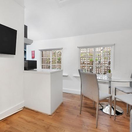 2 Bed Piccadilly Apartment 1 London Exterior photo